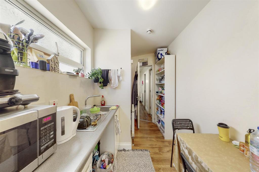 53 Chartley Avenue - DnNyg2l0e1a1e1EPB65P.jpg
