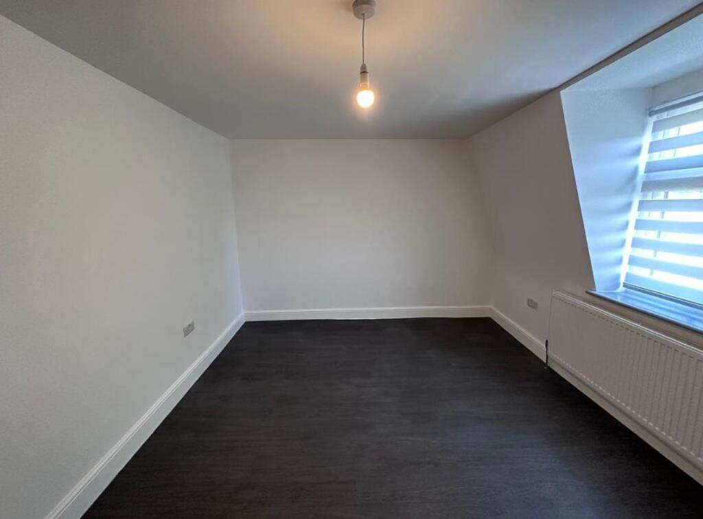 13A Spencer Street - Pic 3.jpg