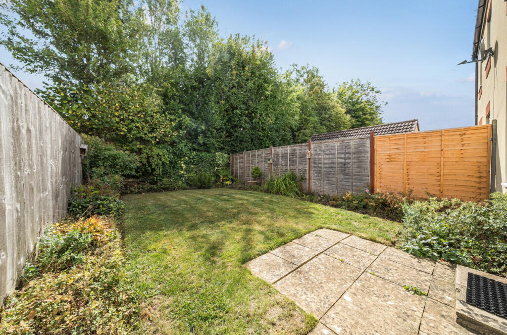 1347494968b59589d2372