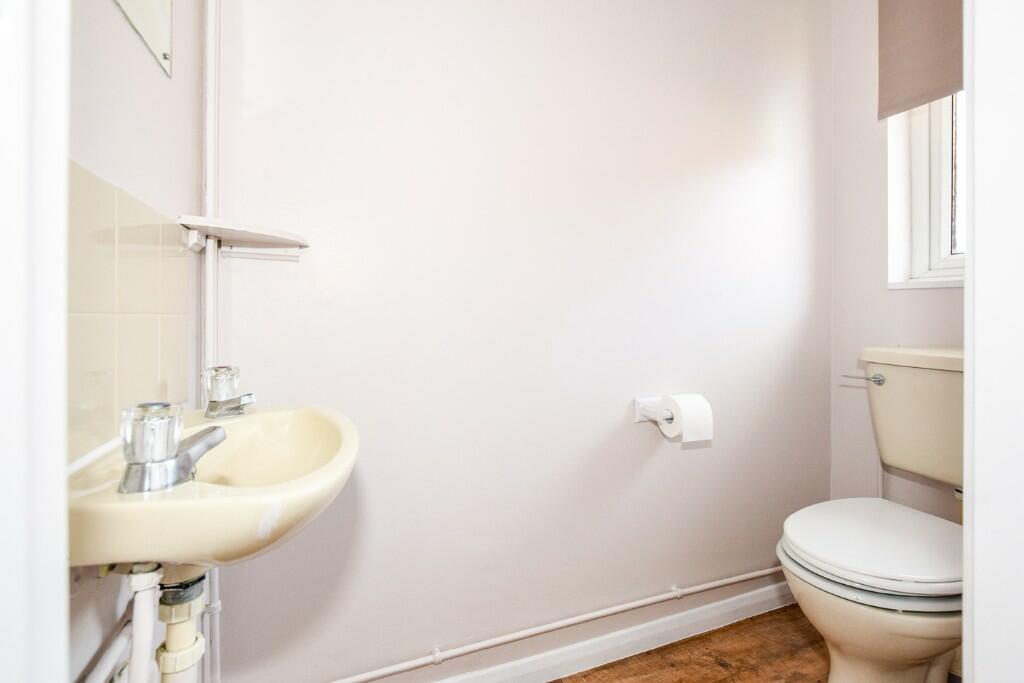 Cloakroom/WC