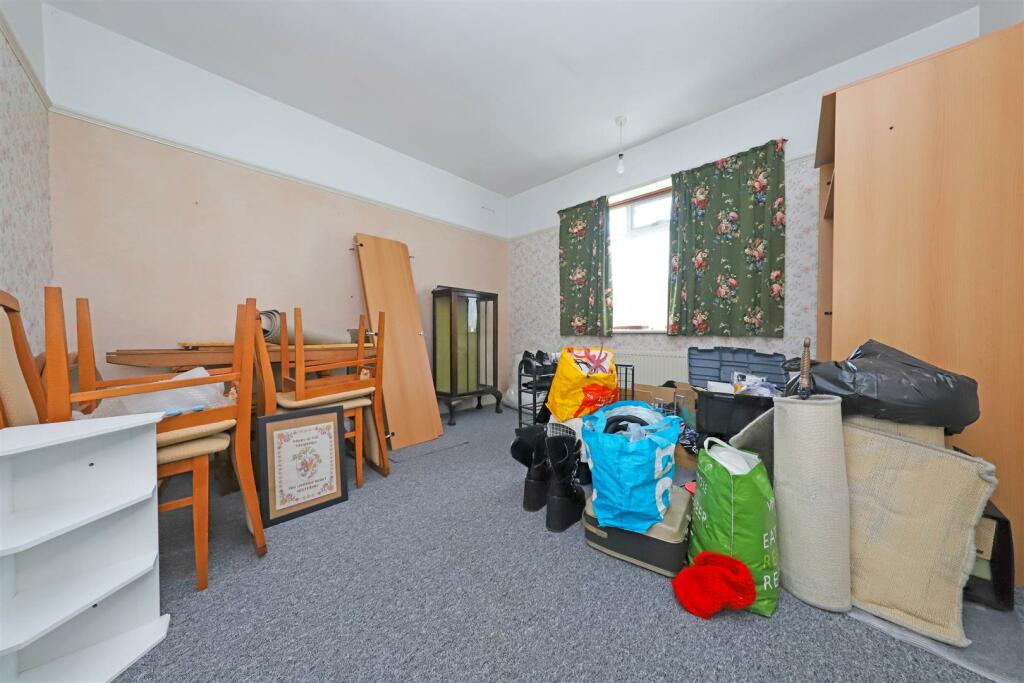 nicholas james sanyhills bed 2.jpg