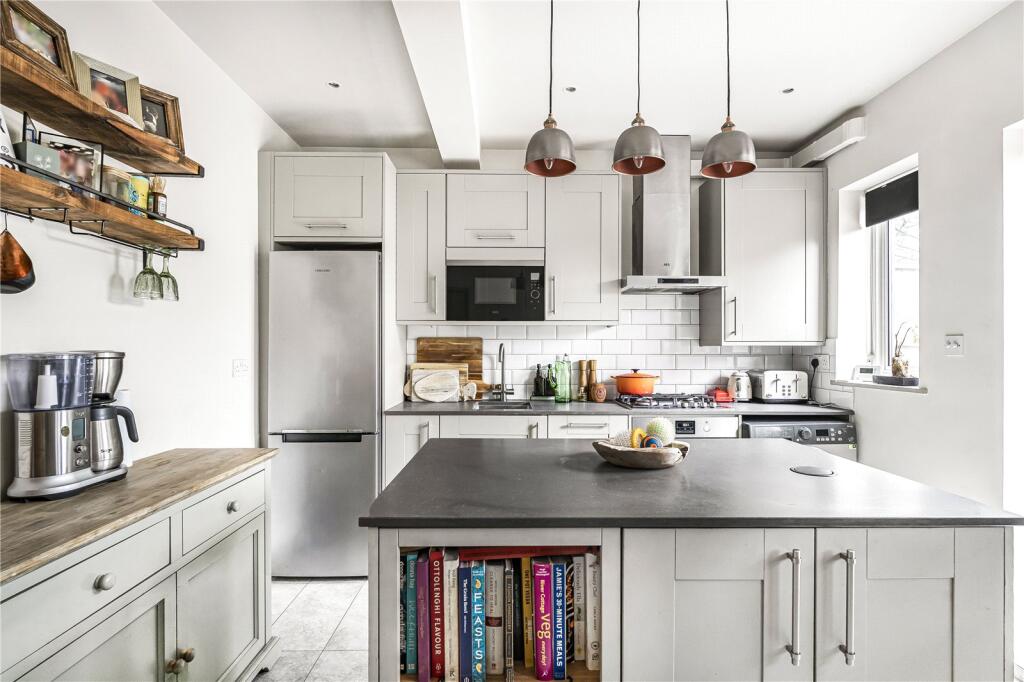 Kitchen/Dining