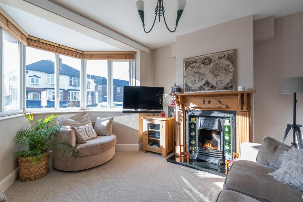 171 Ulverley Green Road, Olton, B92 8AA DMS3013_4.