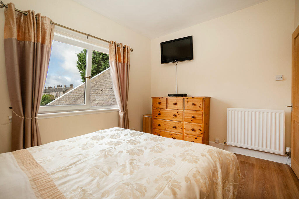 PhilipSt_Bedroom1_2