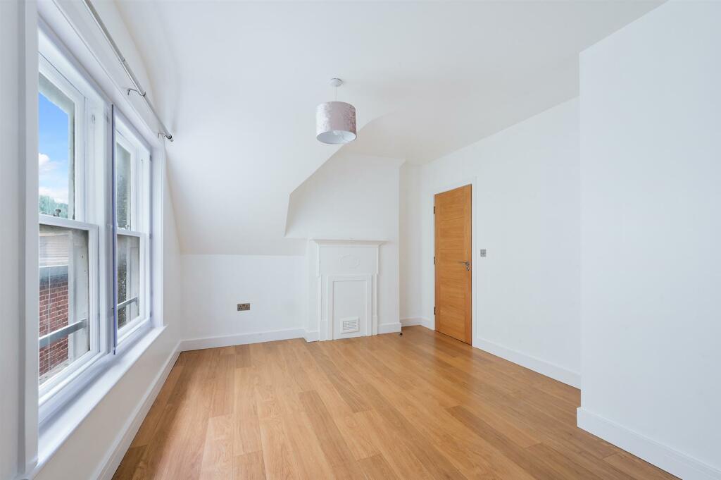 WALTON STREET 10A- (8).jpg