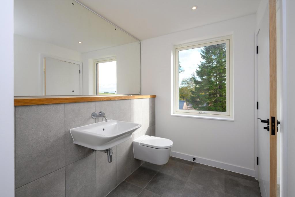 Bedroom 1 En-Suite