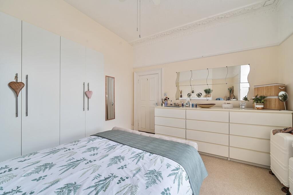 1310356-12-684ad340e2f54