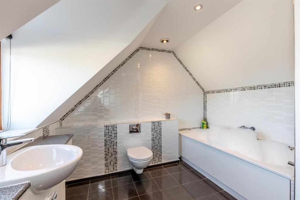 Church Road, Frampton Cotterell Bathroom 2.jpg