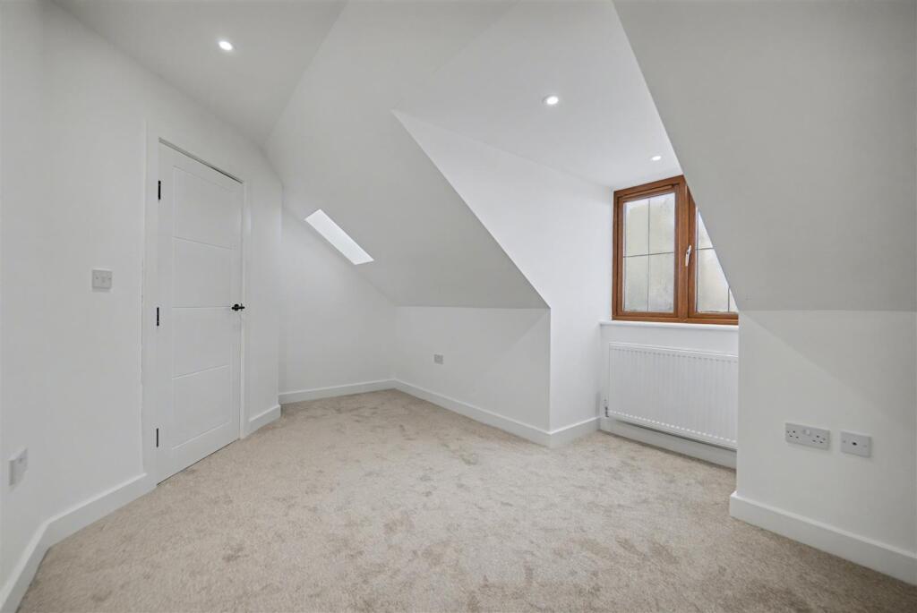 Bedroom 3.jpeg