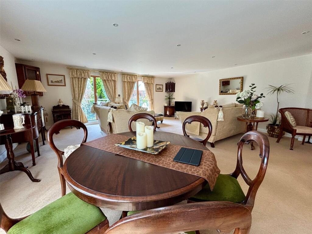 Living Dining Room