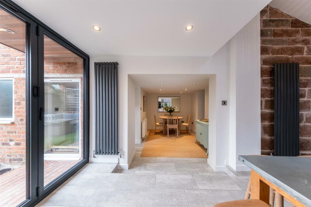 77 Hockenhull Lane-006.jpg
