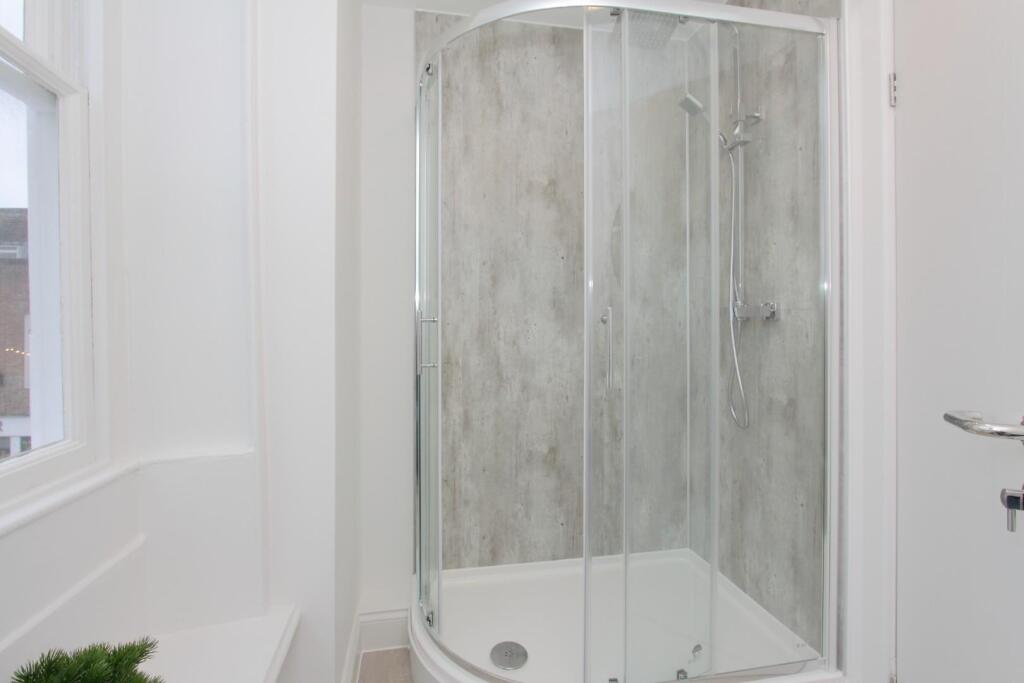 flat 3 new canal street PH8.JPG