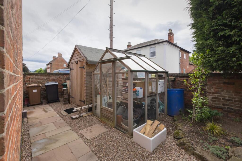 Utility area of garden.JPG