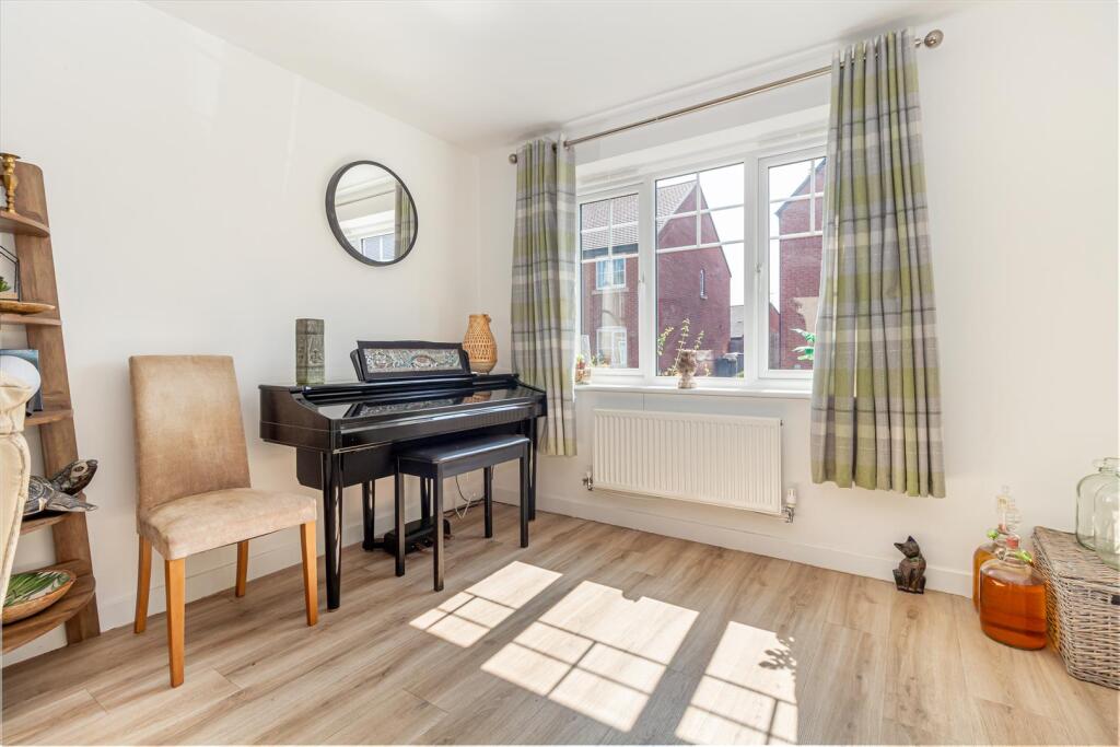 living-room-3.jpg