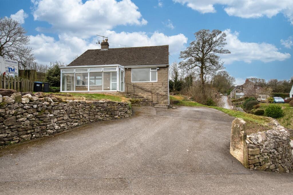 Front of the home and driveway.jpg