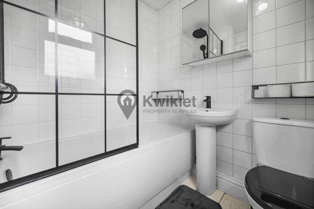 eZy Watermark_25-08-2024_07-14-07-2970AM.JPG