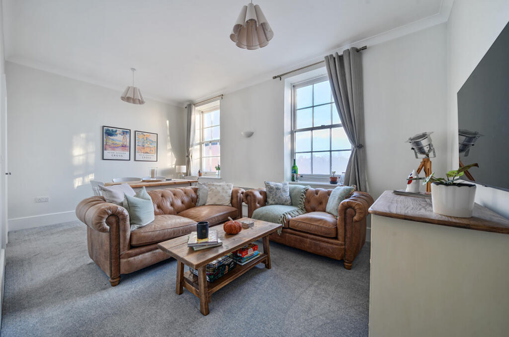 1372151-3-68fb3fe...