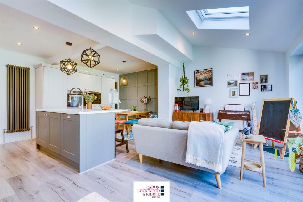 Kitchen Diner  Sitting Room
