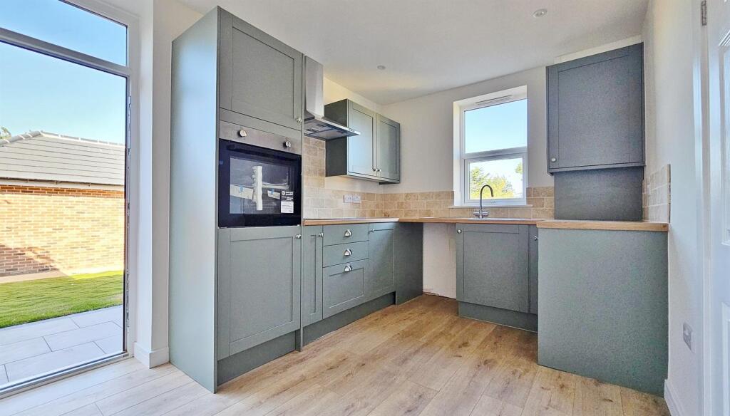 Kitchen/Breakfast Room