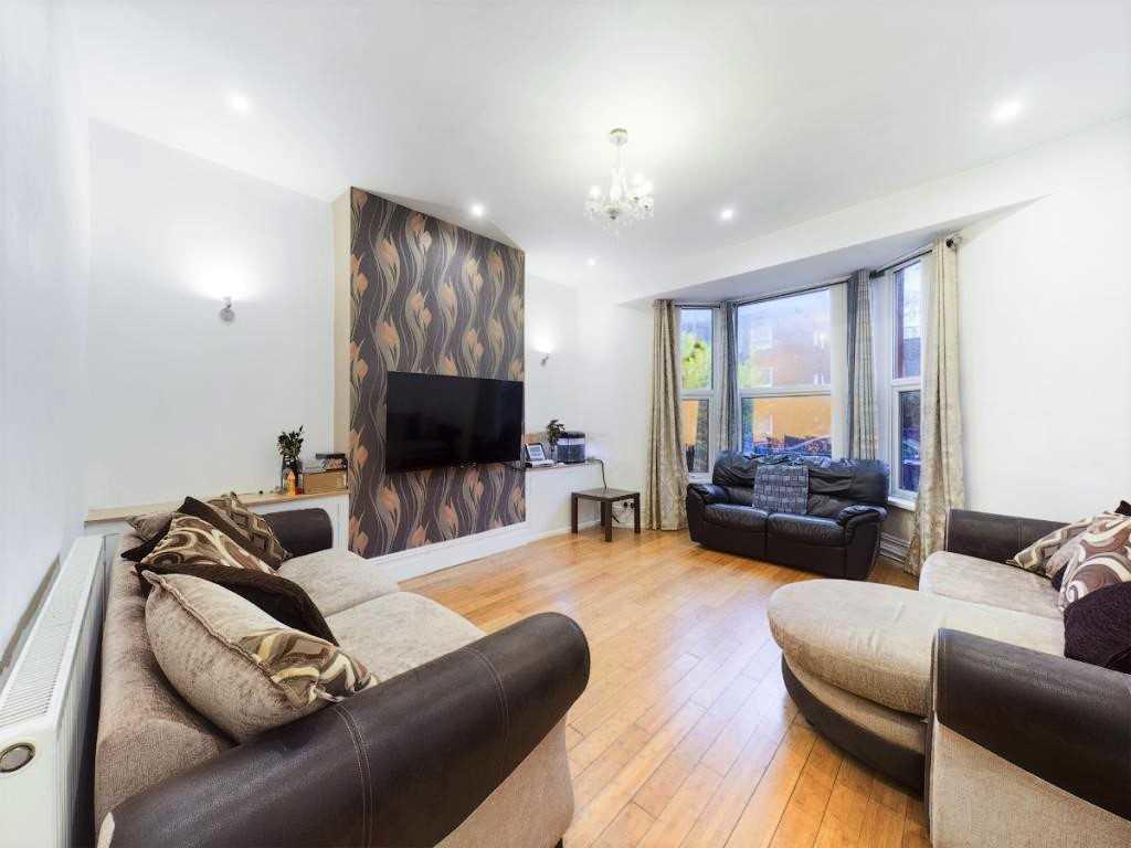 Front Lounge