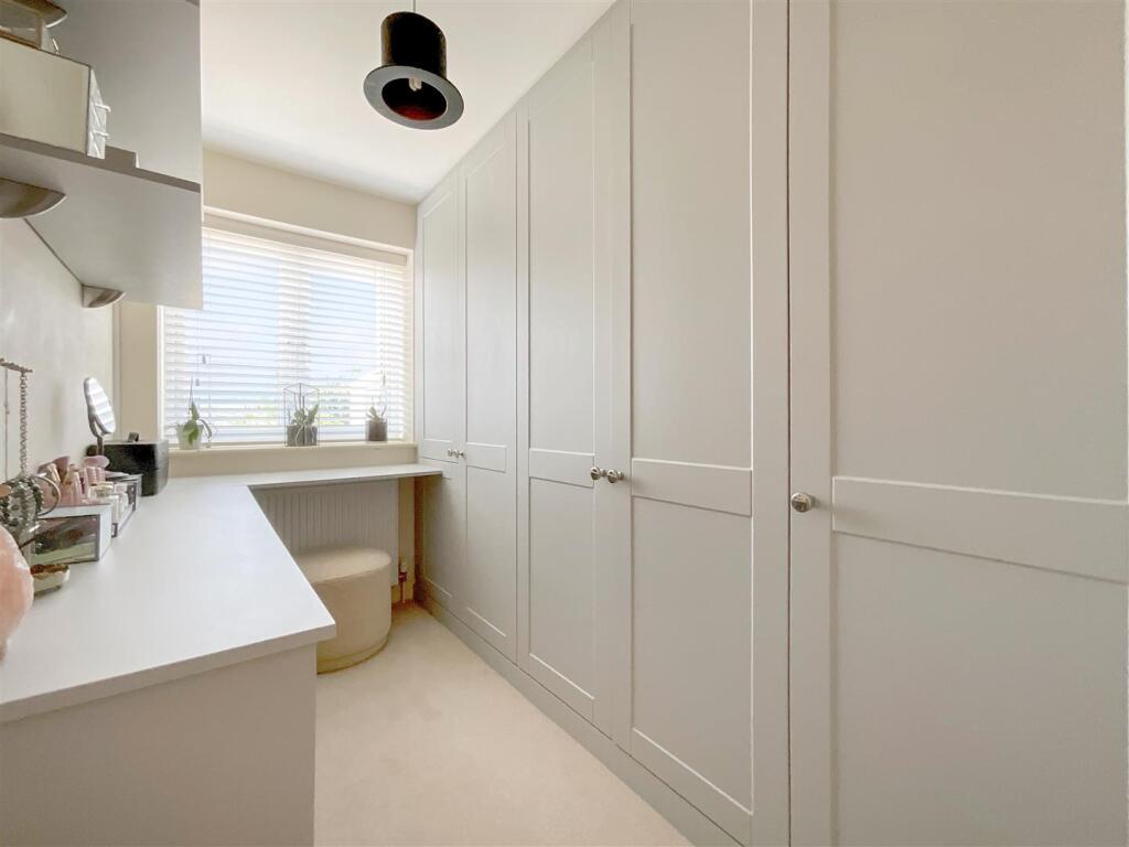 Bedroom Four/Wardrobe