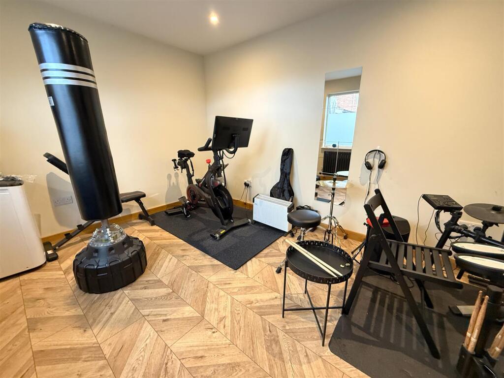 FORMER GARAGE/STUDIO