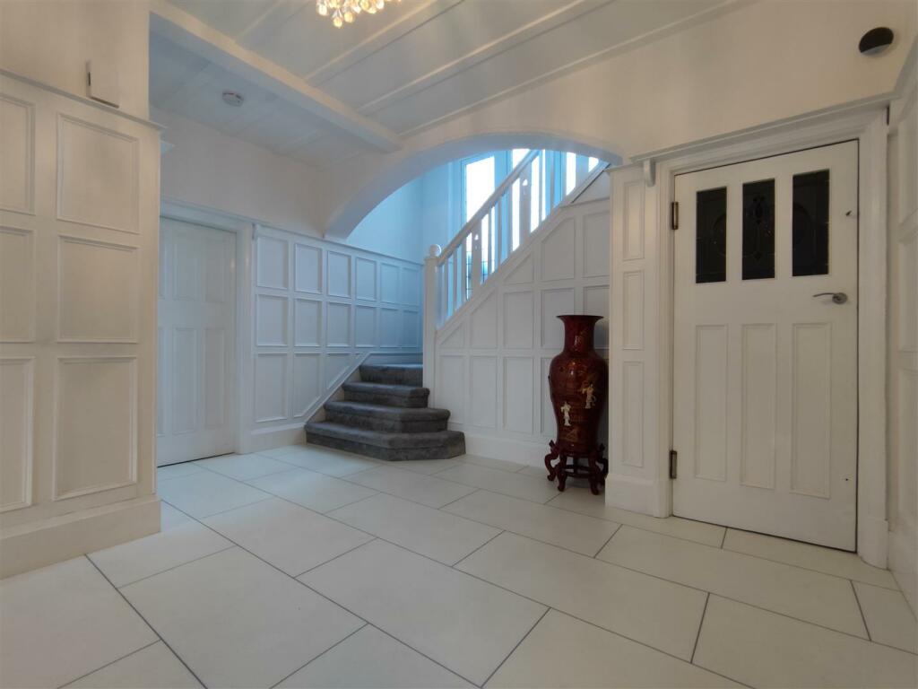 Hall