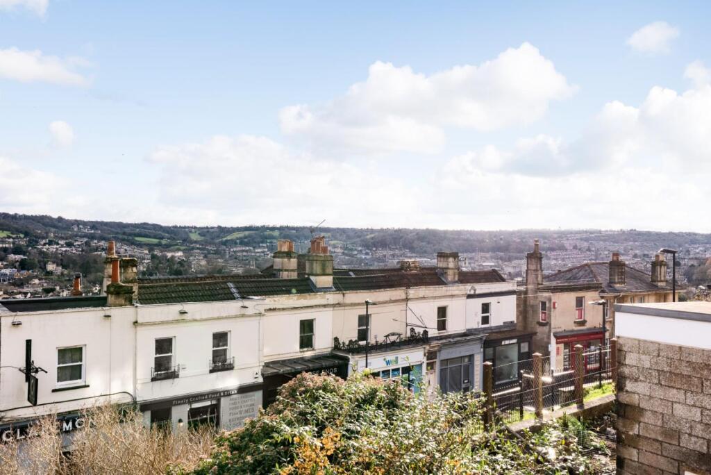 1 Claremont Mews, Bath BA1 6EZ-9.jpg