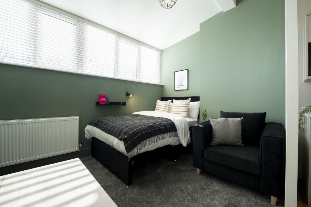 Room10-2.jpg