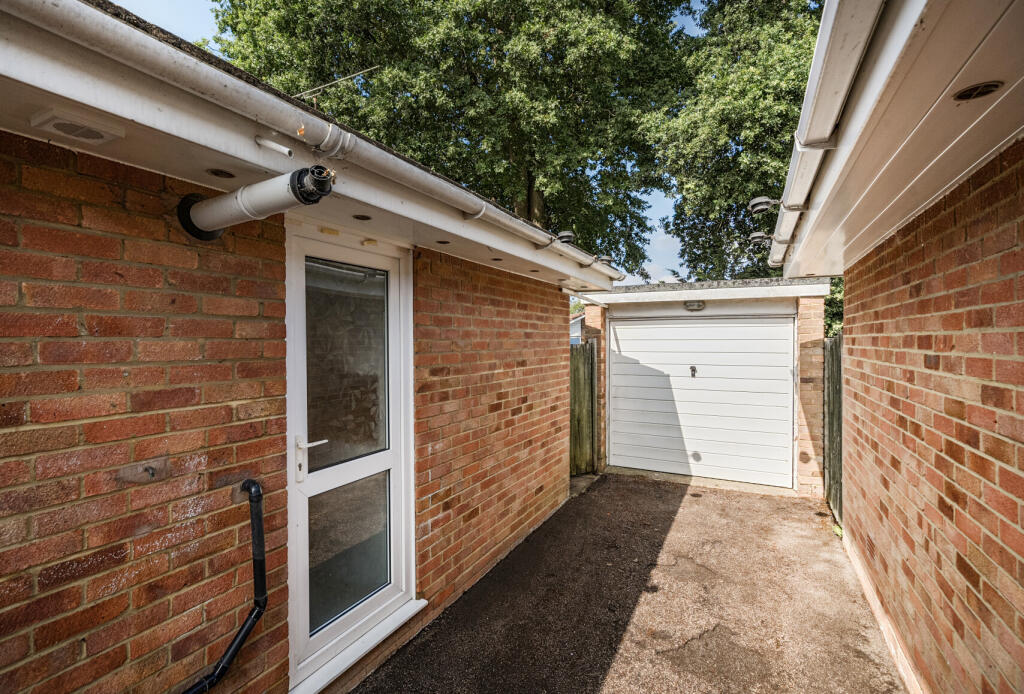 1325420-5-687a10f...