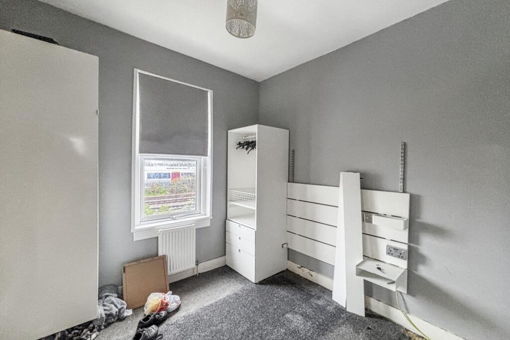 49 Francis Avenue, Ilford, Redbridge IG1 1TS