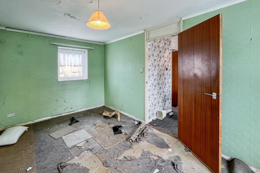 20 Elsworth Close, Feltham, Middlesex, TW14 8SF