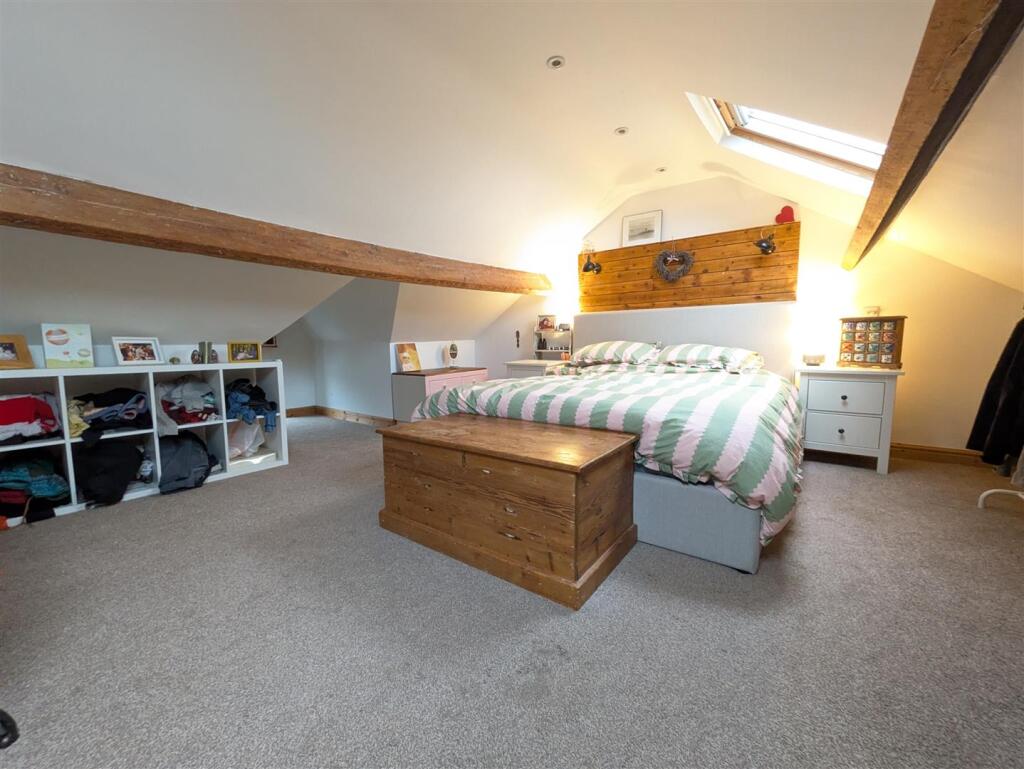 listing_716953_0011_241ed329.jpg