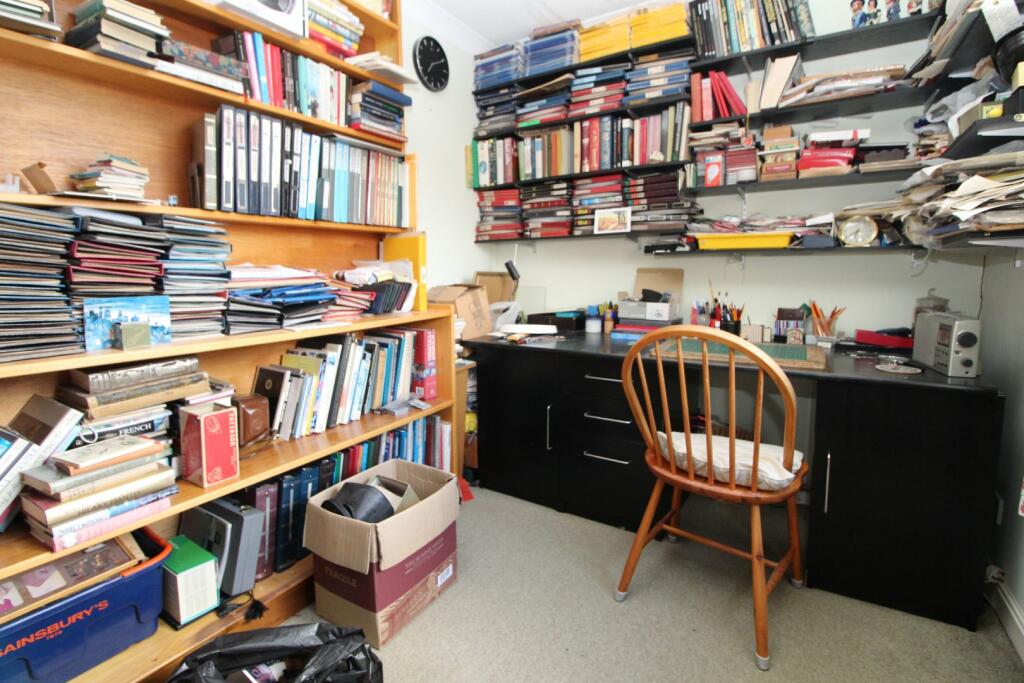Bedroom 4/Study
