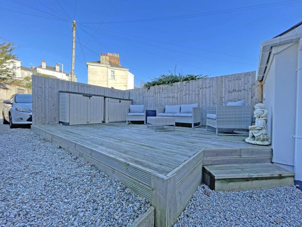 St Levan Road 142 - Rear.jpg