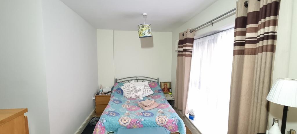 Bedroom (2)