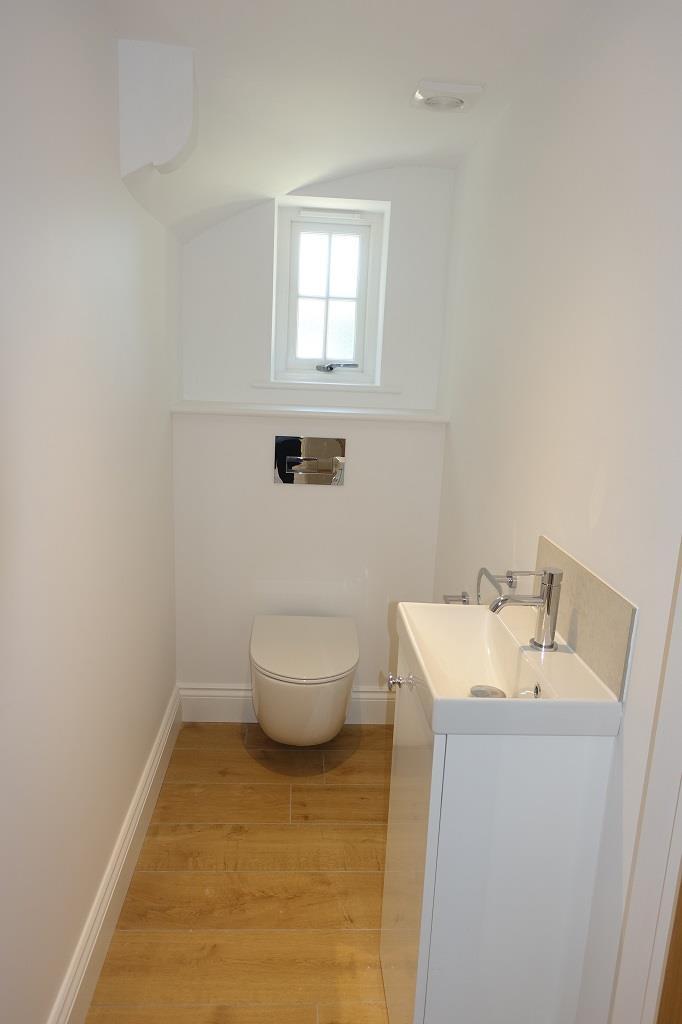 Ground Floor Cloak Room
