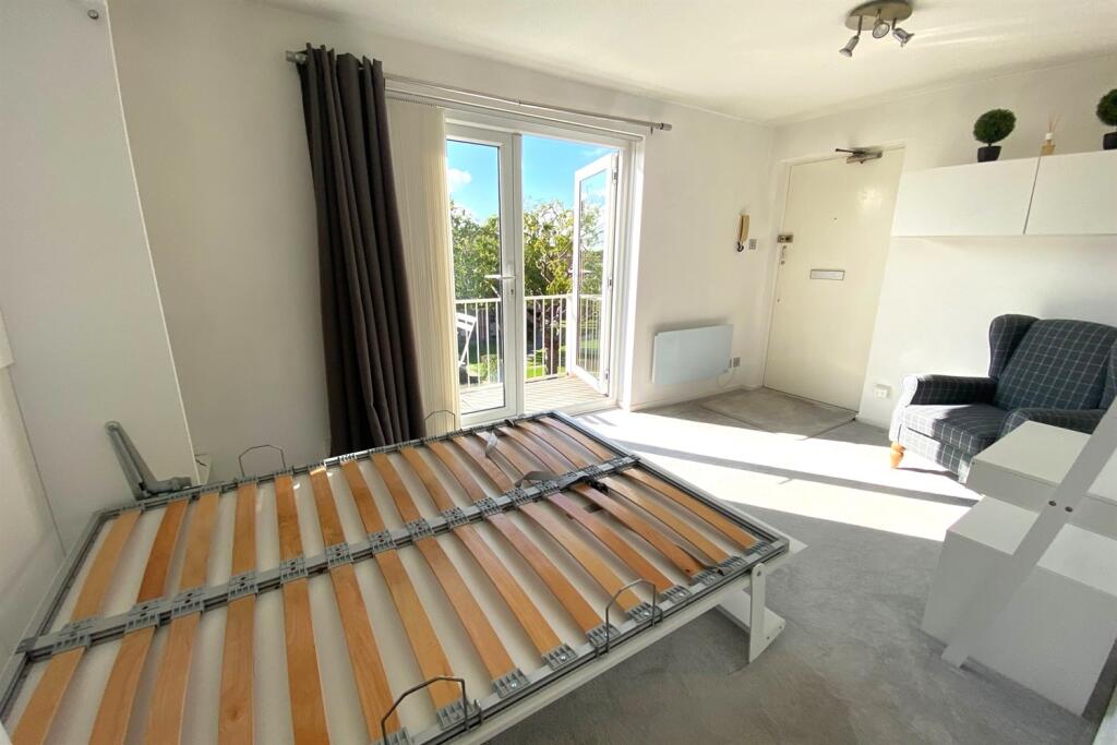 Living Space / Bedro