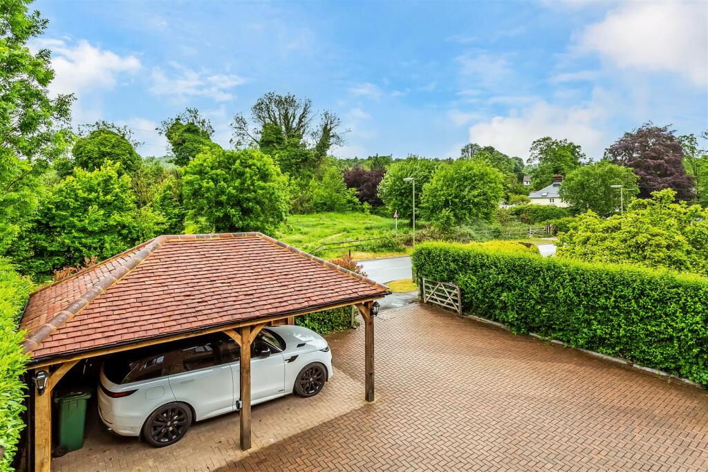 Oak Car Port