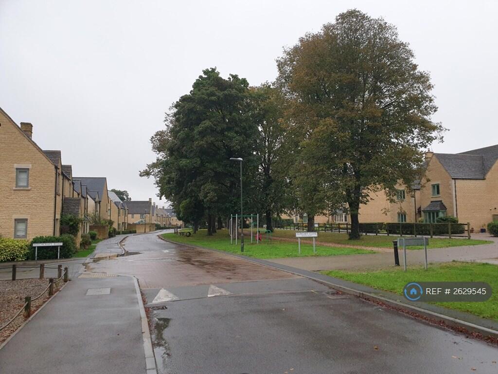 Surrounding Tree Lined Roads &amp; Footpaths