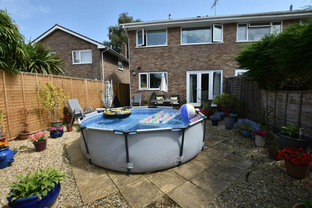 Nightingale Gardens, Nailsea, BS48