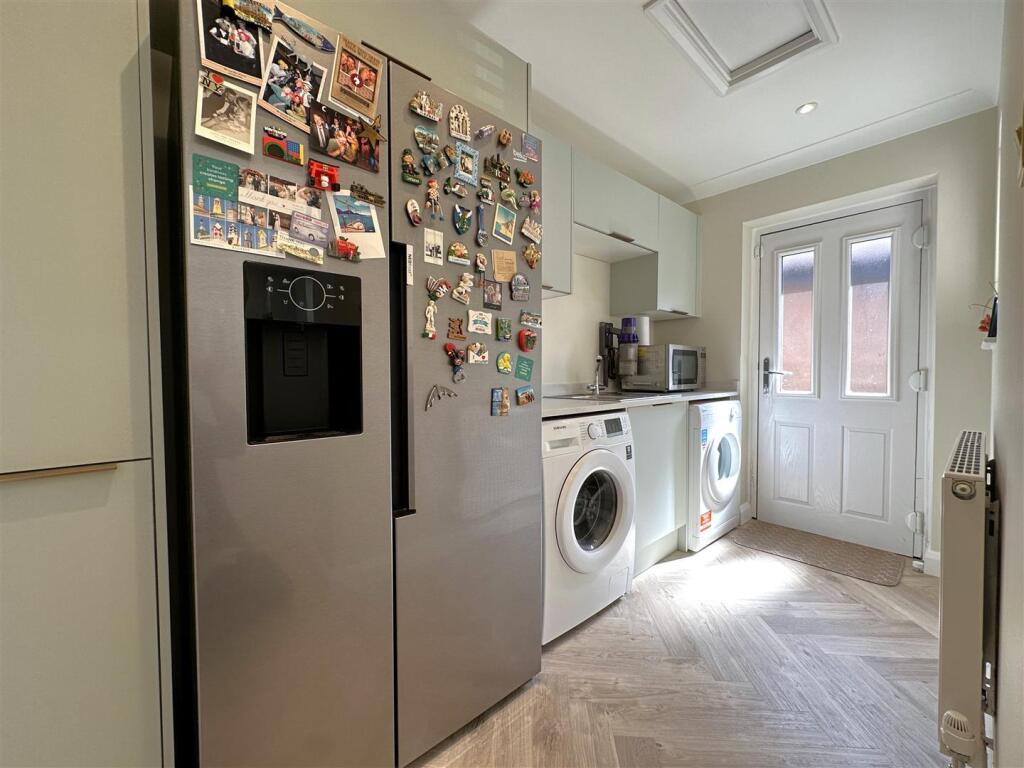 Generous Utility Room 6.
