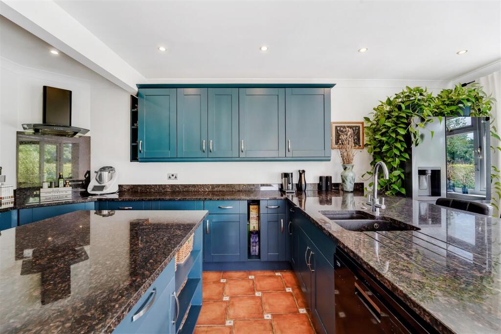 YEW TREE BOTTOM ROAD,  (20of46)-17.jpg