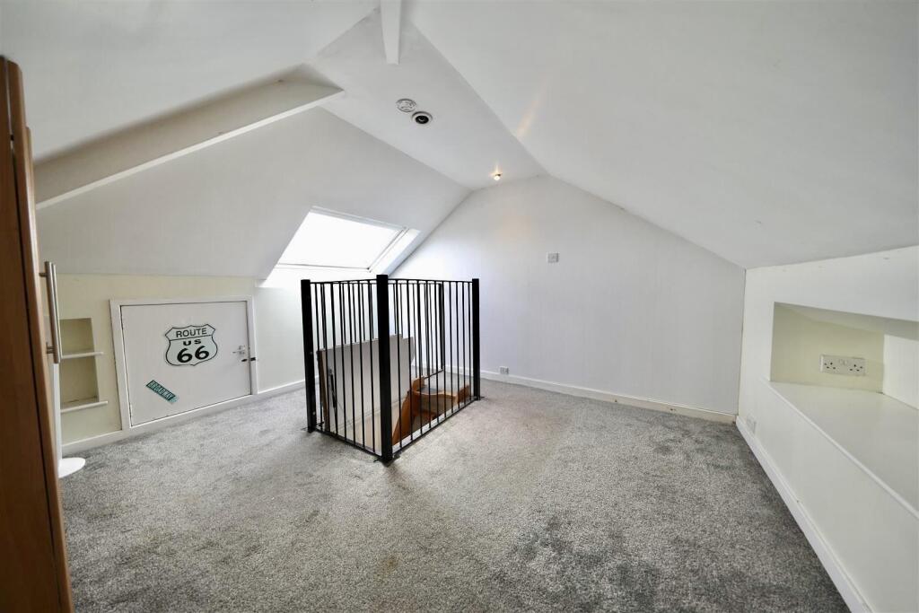 Image 28-07-2025 at 20.01 (2) 2.jpg