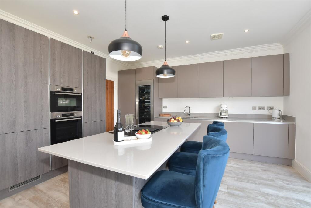 Kitchen/ Dining/ Family Room