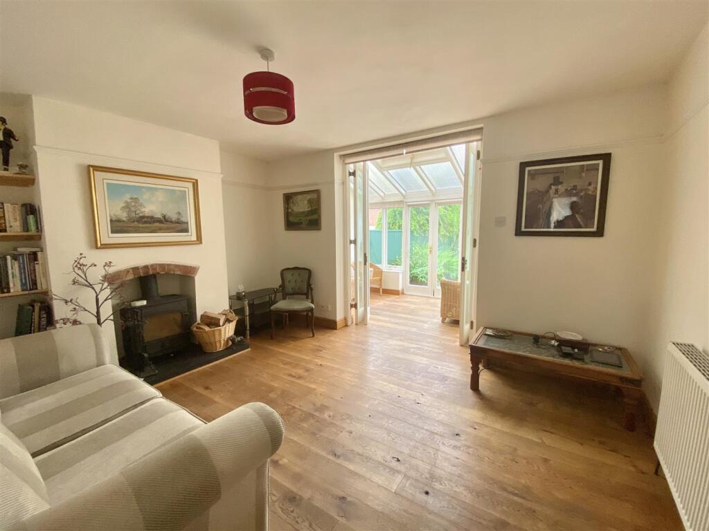 11 Bank Drive-13.jpg