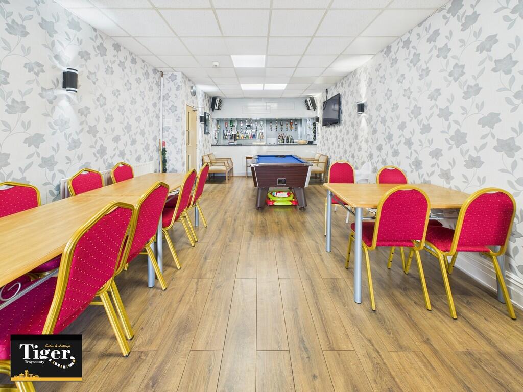 CAM02176G0-PR0547...