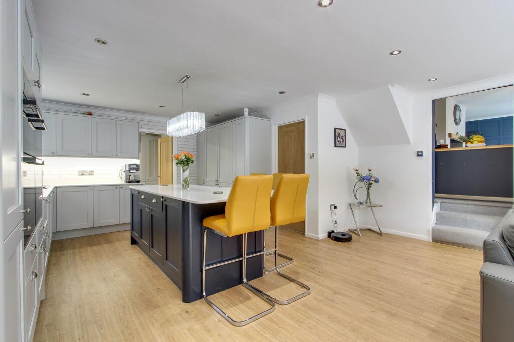 Kitchen/Breakfast Room