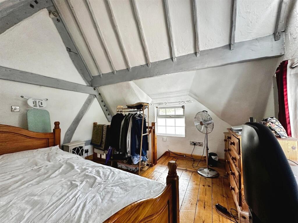 c9e5bece-E-4BBD-ACC7-F61EBB112CF8-8890-000002E8534