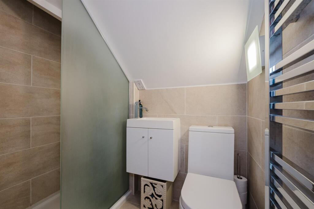 En Suite Shower Room